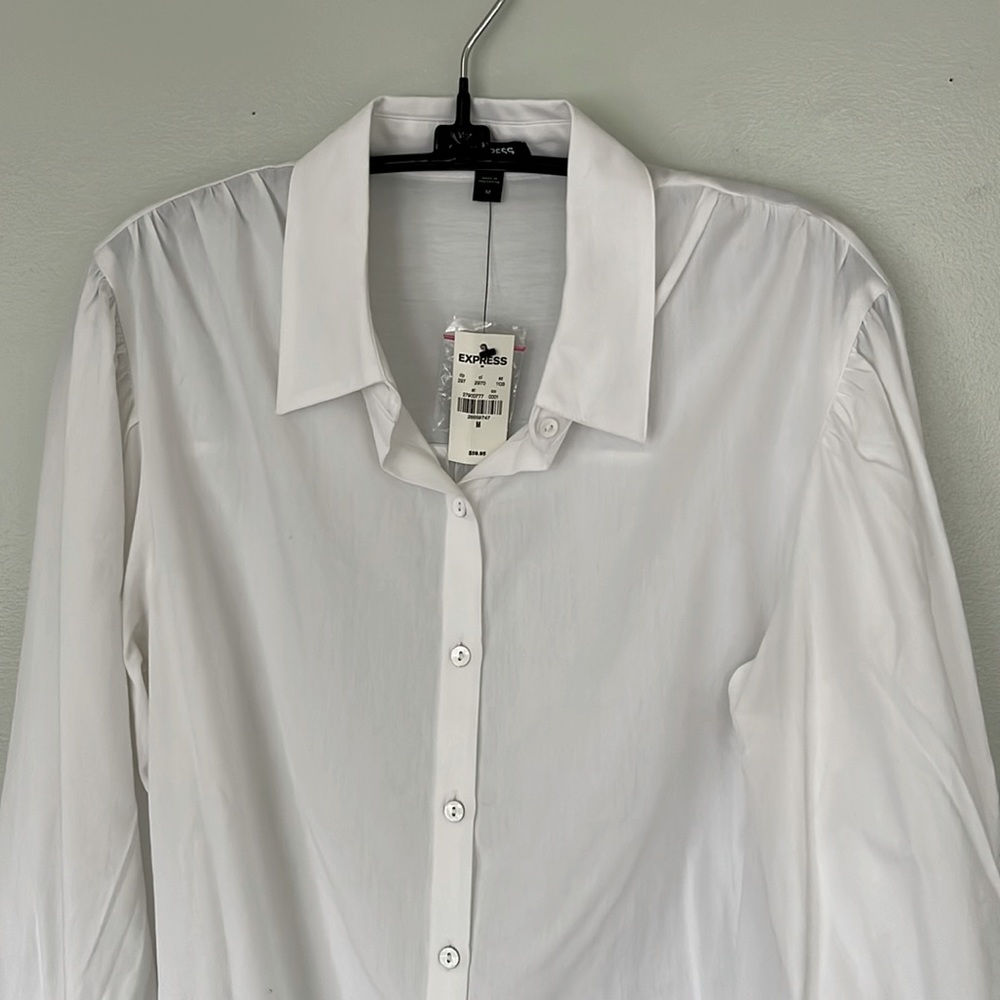 Exspress Cropped White Button Down Shirt - Picture 3 of 11